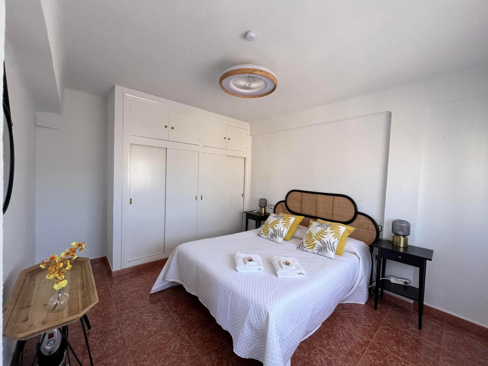 Gran Apartamento Con Parking Gratis Centro De Malaga Ngoại thất bức ảnh