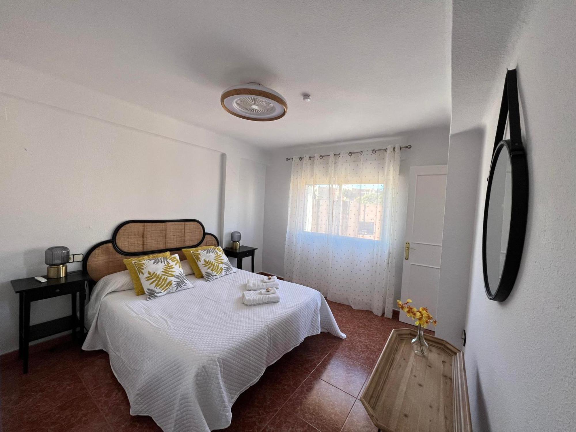 Gran Apartamento Con Parking Gratis Centro De Malaga Ngoại thất bức ảnh